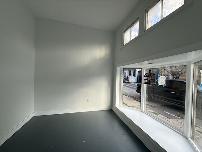 Photo - fgu1301 Unit A