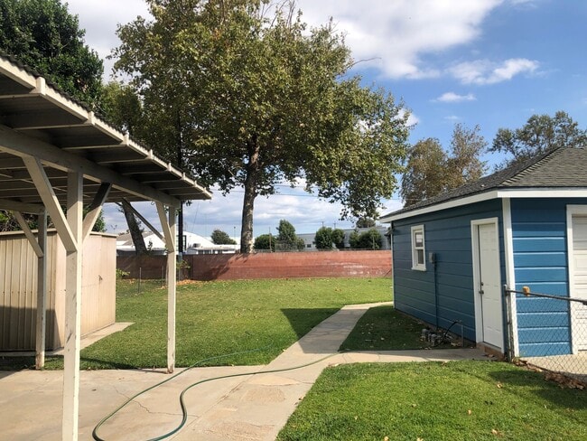 Photo - 10828 Montecito Dr