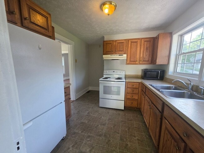 Photo - Kent 3 bedroom 1 bath Single Family Home