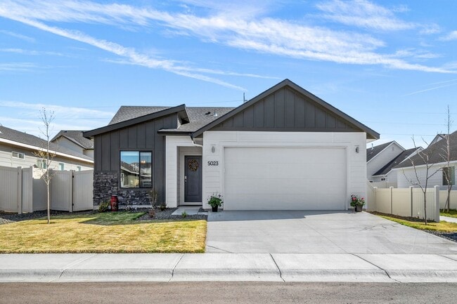 Lovely Meridian Home - Lovely Meridian Home