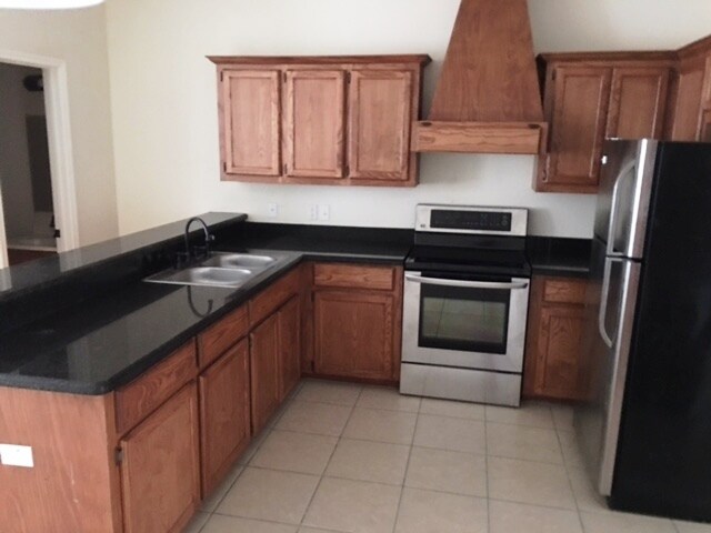 Photo - 1600 Omni Ave Unit 4