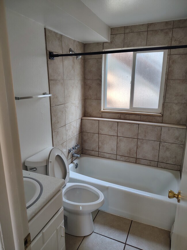 Photo - 1026 Westmoreland Rd Unit #2