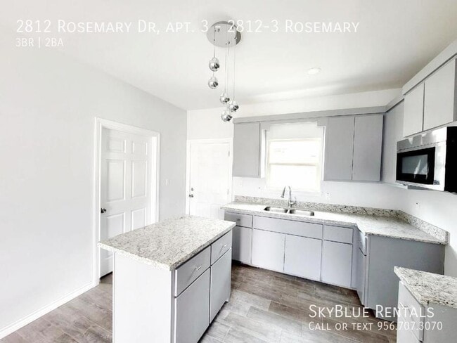 Photo - 2812 Rosemary Dr Unit 2812-3 Rosemary