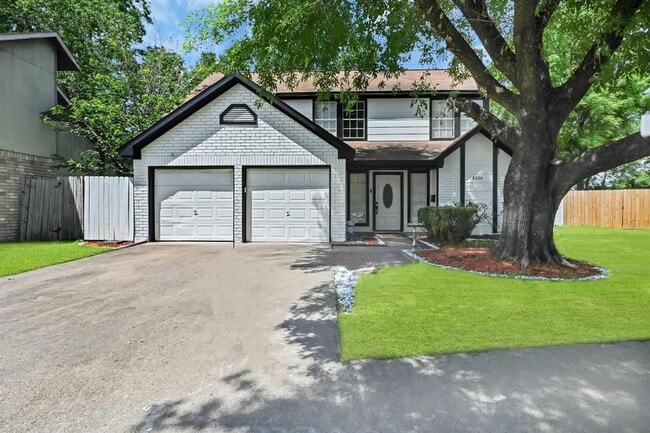 Photo - 8006 Summer Trail Dr House