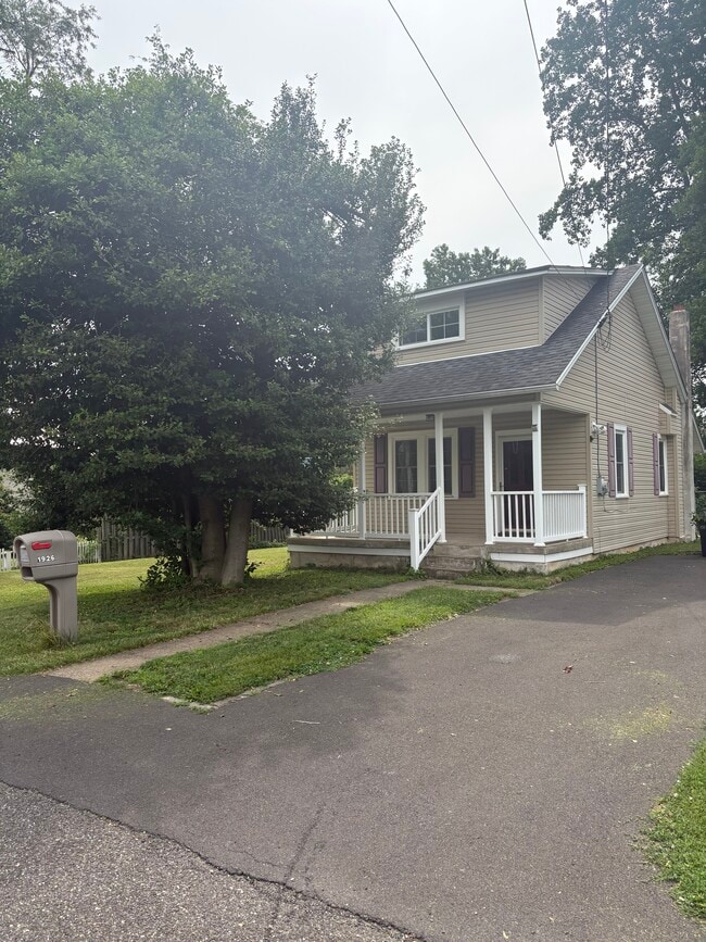 Photo - 1926 Fulton Ave