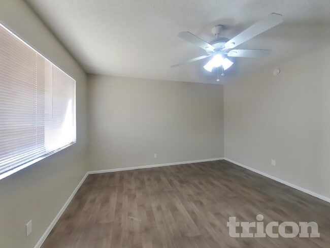 Photo - 1626 W Pepper Pl