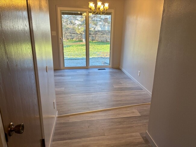 Photo - Newly Remodeled Single Family Home!!