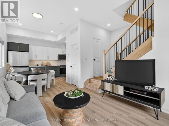 Photo - 5 Hopperton Dr