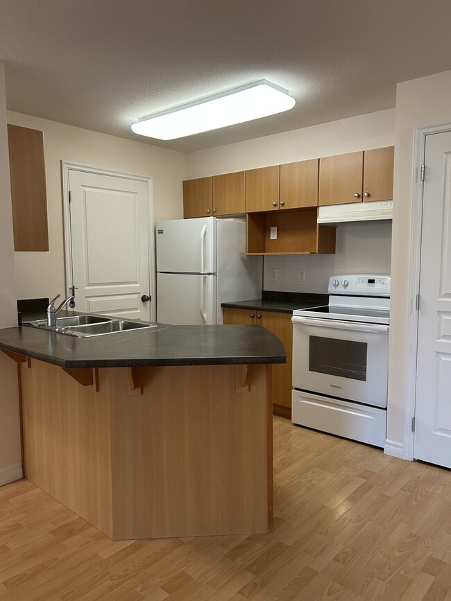 Photo - 7516-7516 Topaz Dr