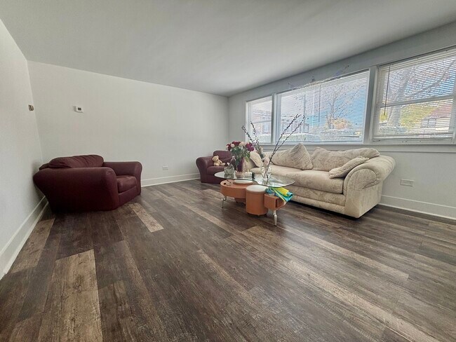 Photo - 6157 W Montrose Ave