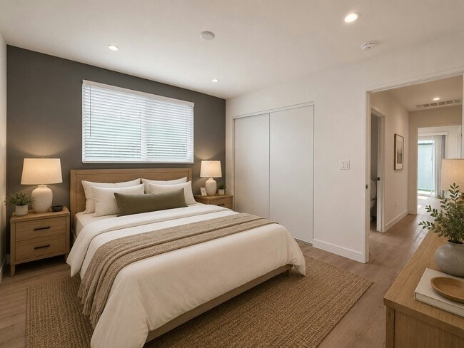 Photo - 12542 Emelita St