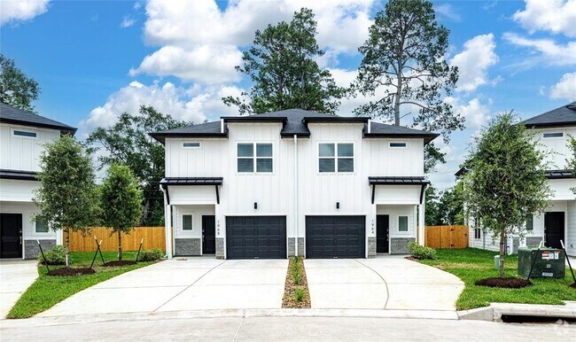 Building Photo - 1948 Longmire Villas Court Rental