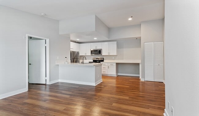 Renovated kitchens with premium finishes are available for upgrade. Ask the leasing team for more details.