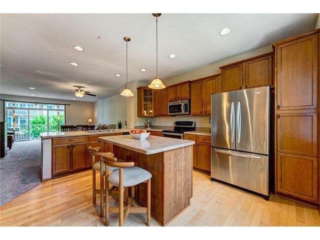 Photo - 11939 Emery Village Dr N