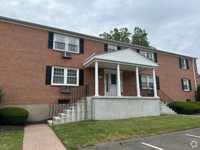 Building Photo - 43 Brewster Rd Unit APT A