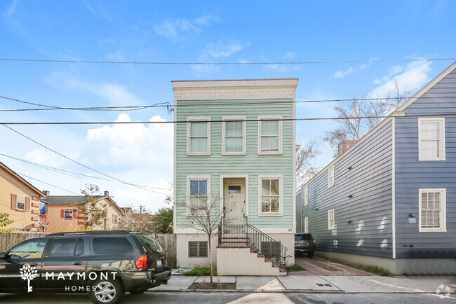 Building Photo - 37 South St Rental