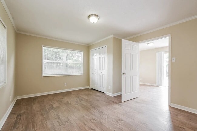 Photo - 5918 Tavendale Dr