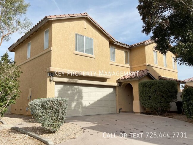 3 BEDROOM 2.5 BATH HOME NEAR CACTUS AND MA... - 3 BEDROOM 2.5 BATH HOME NEAR CACTUS AND MA...