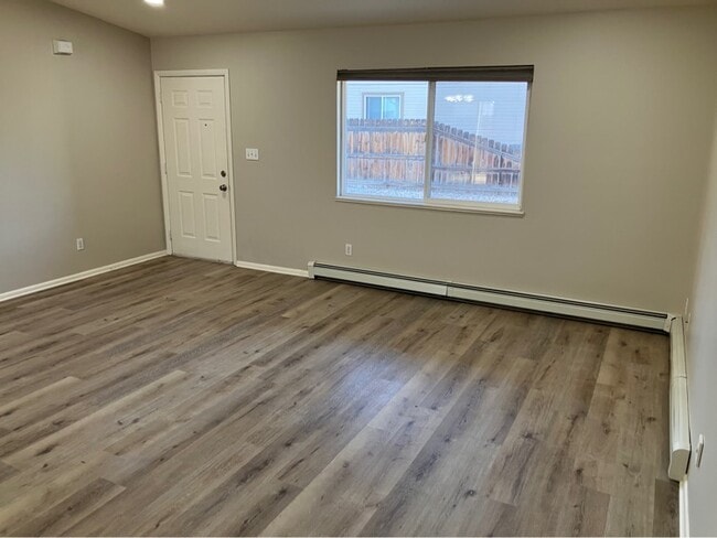 Photo - 2999 1/4 Pinyon Ave