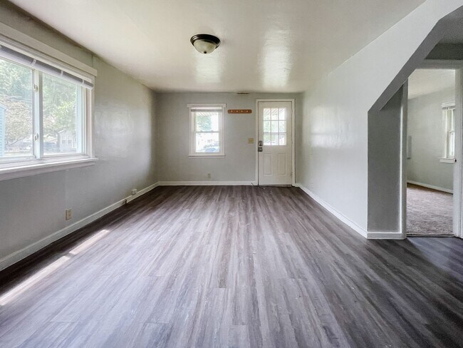 Photo - Washer/Dryer Hook Ups