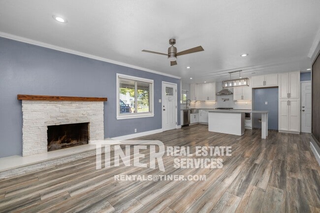 Photo - 1107 Meadow Rd