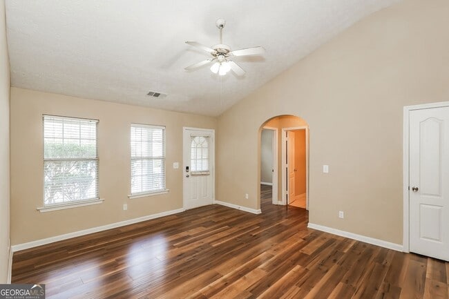 Photo - 134 Misty Ridge Trail