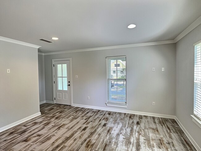 Photo - 2508 Havard Rd