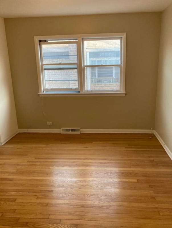 Photo - 7922 S Wood St Unidad 2