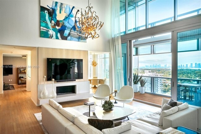 2901 Collins Ave Unit 1602