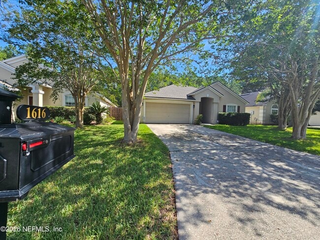 Photo - 1616 Austin Ln