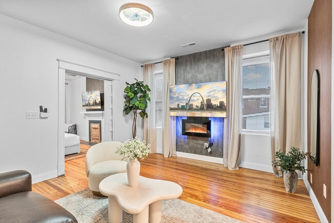 Building Photo - 3101 Old Rte 66