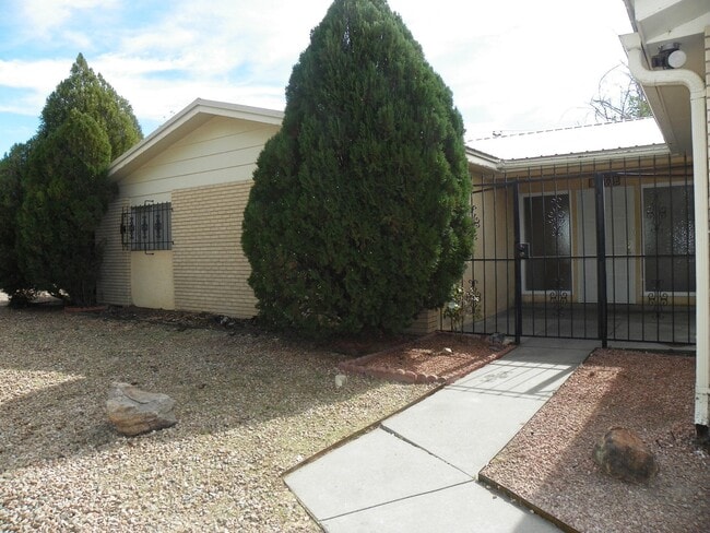 Photo - 11408 Lexington Ave NE