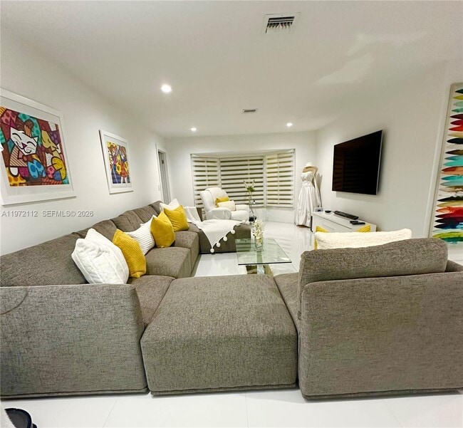 Photo - 9230 SW 68th St