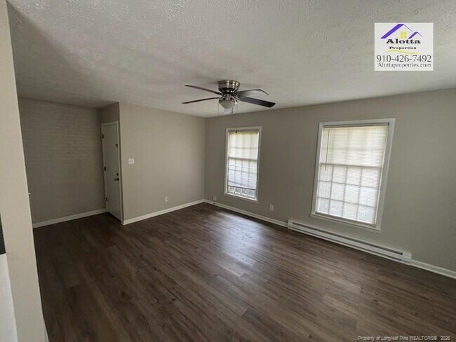 Photo - 6604 Carloway Dr