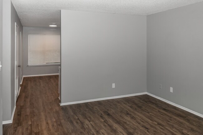 Photo - Wilshire Park Apartments