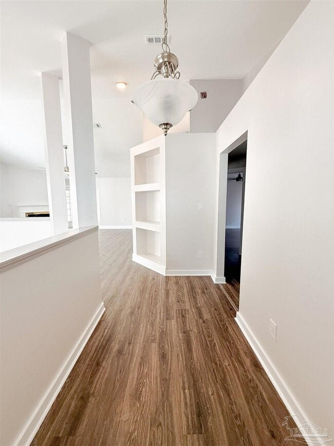 Photo - 161 Mirabelle Cir