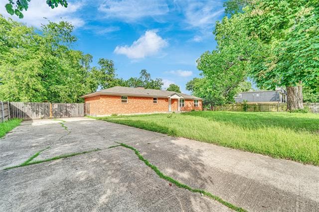 Photo - 2630 Pasteur Ave