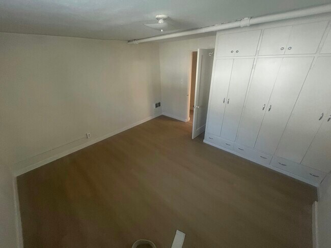 Photo - 400 W 13th St Unit 4