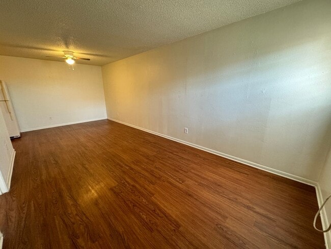 Photo - 505 Sunset Ln Unit Apt A