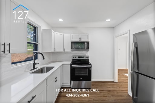 Photo - Newly Renovated 2 Bed / 1 Bath Apartment –... Unit Apartment 2