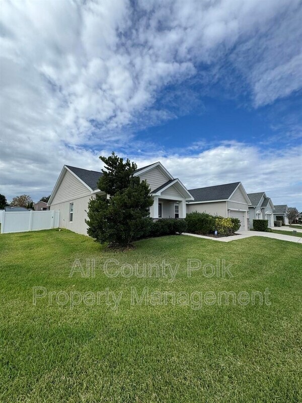 Photo - 3006 Jenna Mae Way