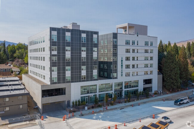 Building Photo - Fifteen51 Rental