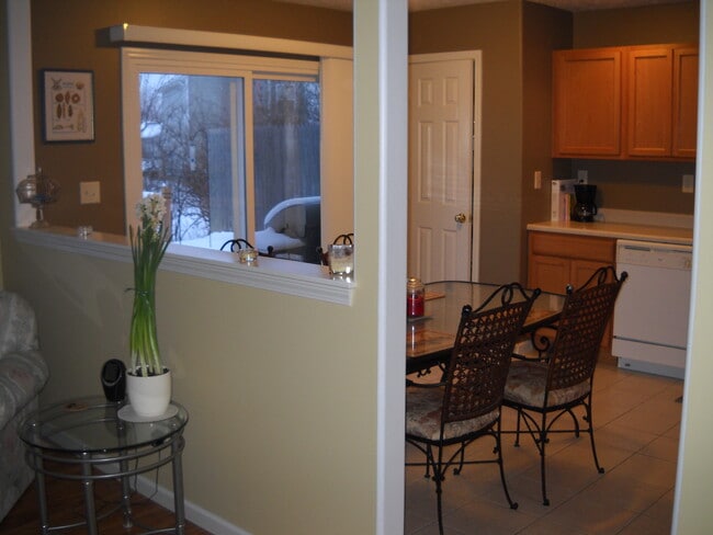 Photo - 3905 Chenango Pl