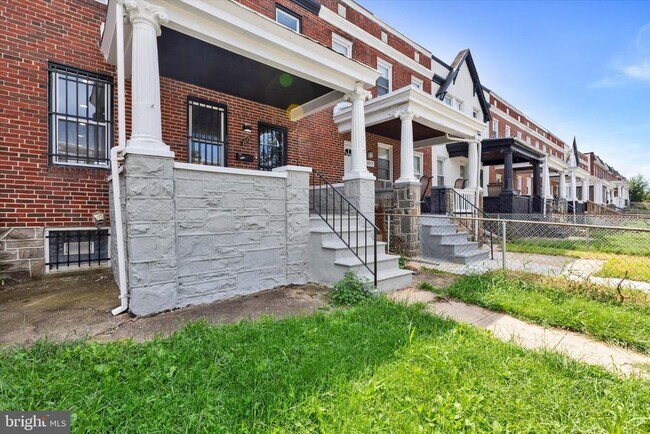 3015 Spaulding Ave