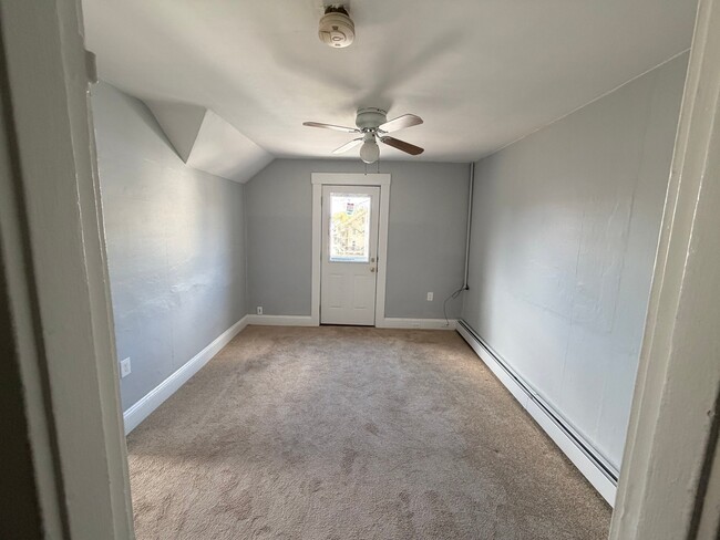 Building Photo - 30 Riverdale Ave