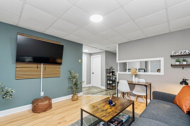 Building Photo - 127 Clearfield St Unit 127 Clearfield  2