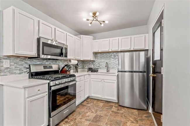 Photo - 1780 John Calvin Ave