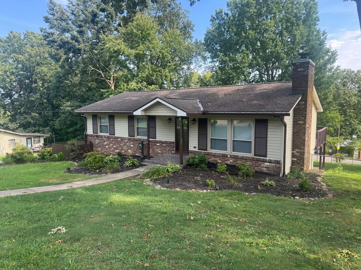 Photo - 4616 Crestfield Rd