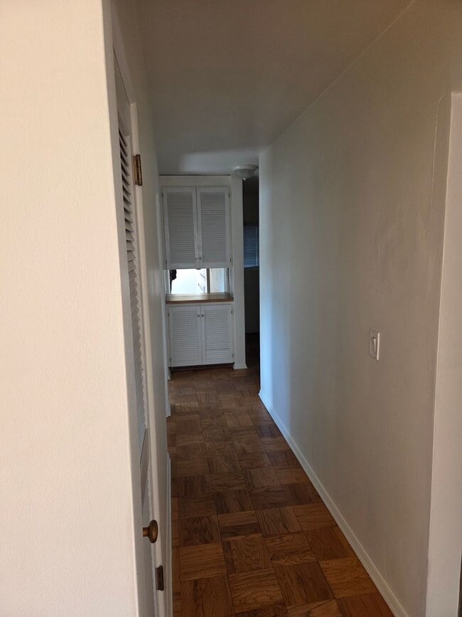 Photo - Jenola Court Unidad Jenola