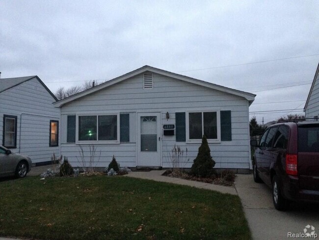 Building Photo - 6889 Paige Ave Rental